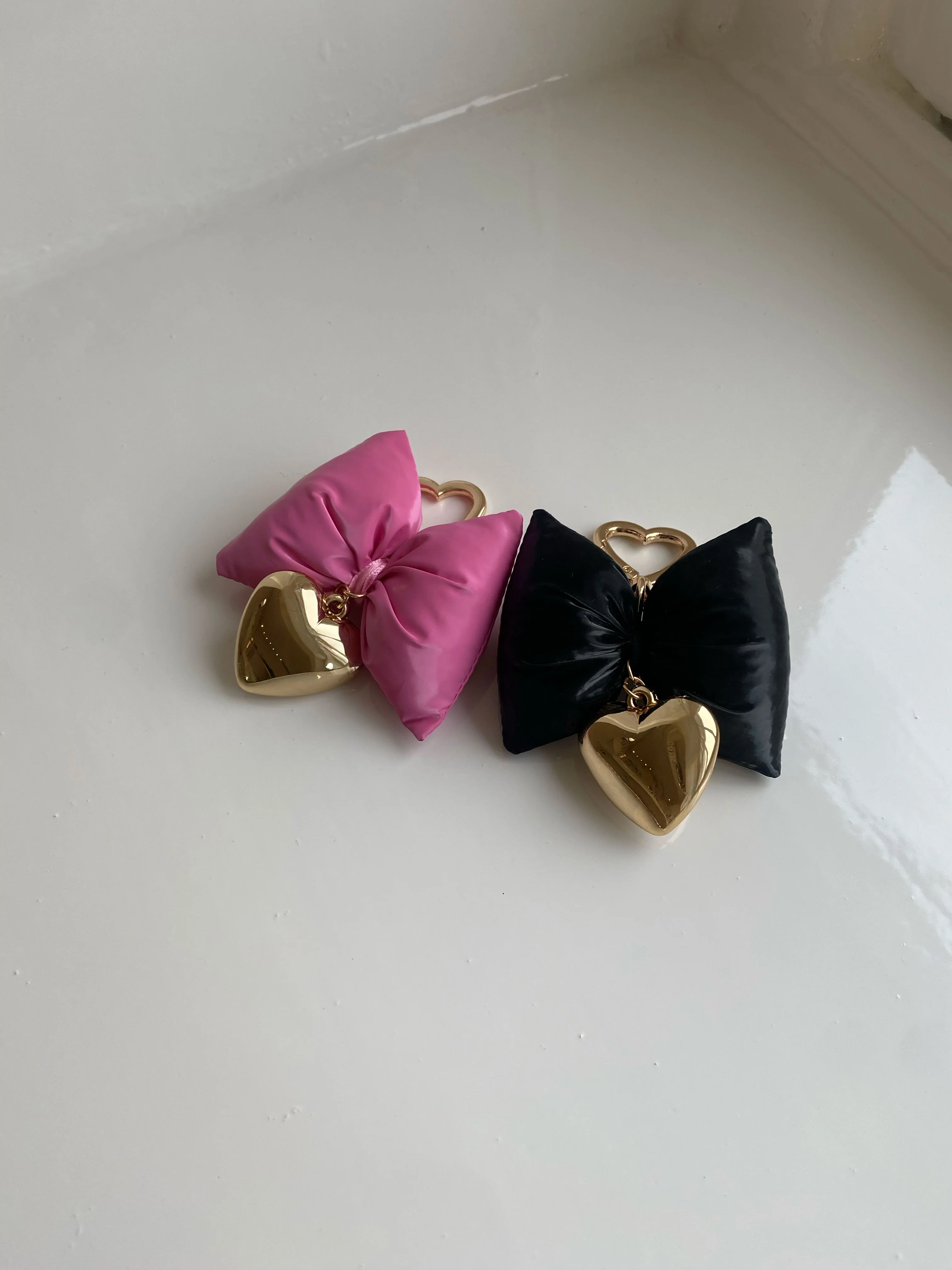 Bag charm black bow - Image 2