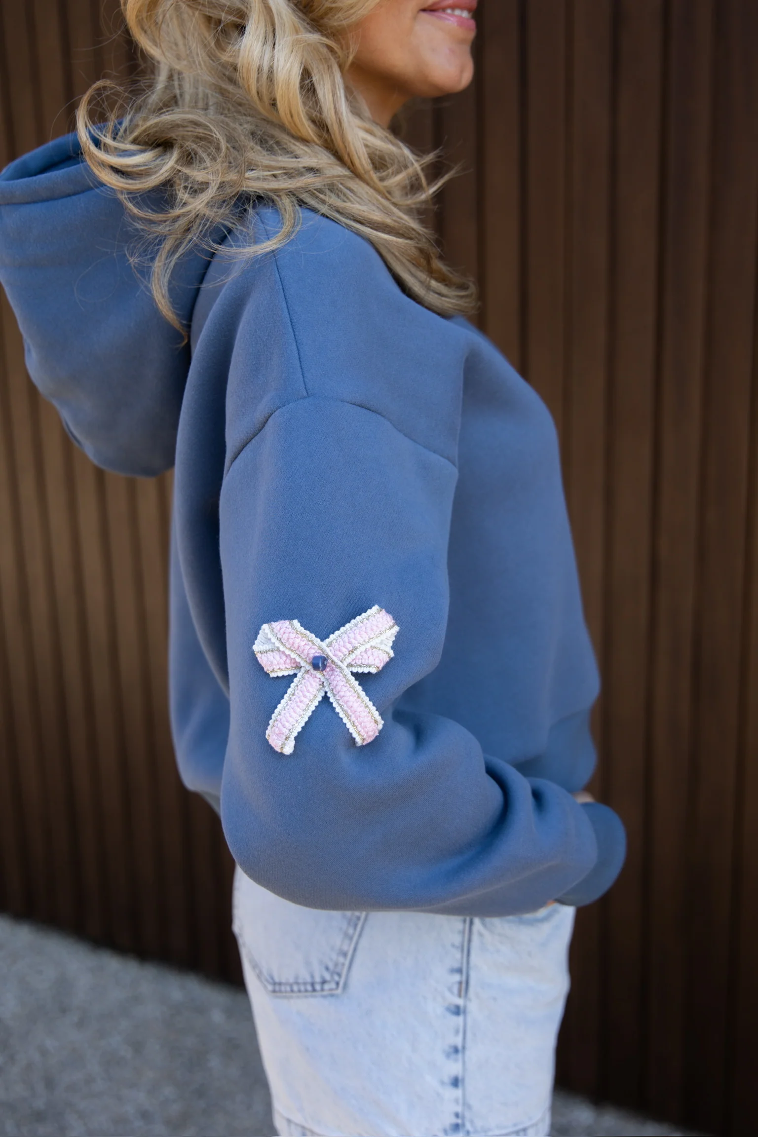Bow Hoodie | Denim blue | Studio Poespas - Image 4