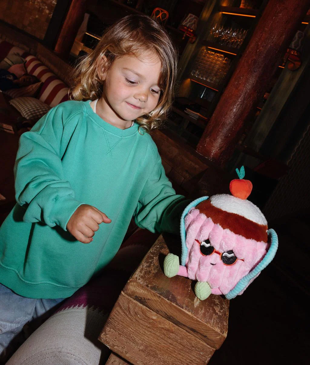 Cherry cake knuffel | Hello Hossy - Image 5