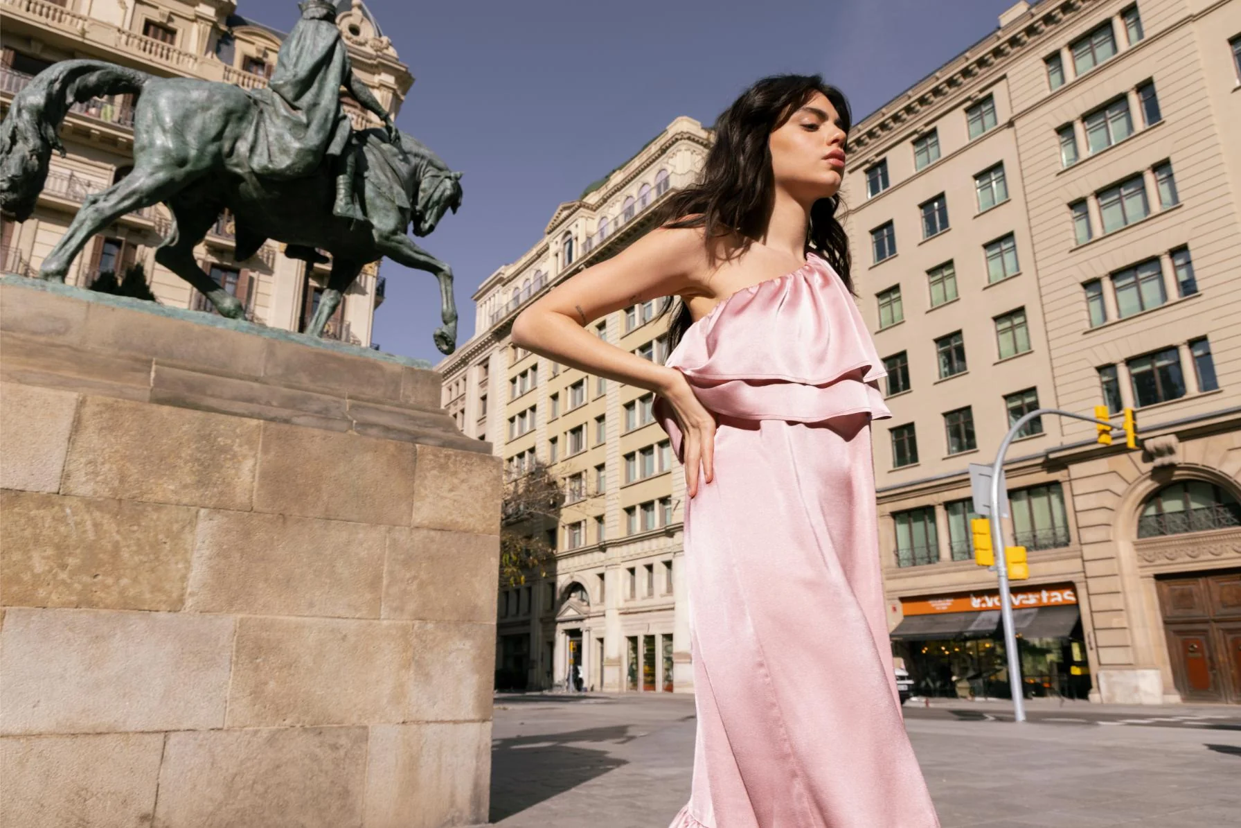 Dress Linne | Light pink | Studio Amaya - Image 11