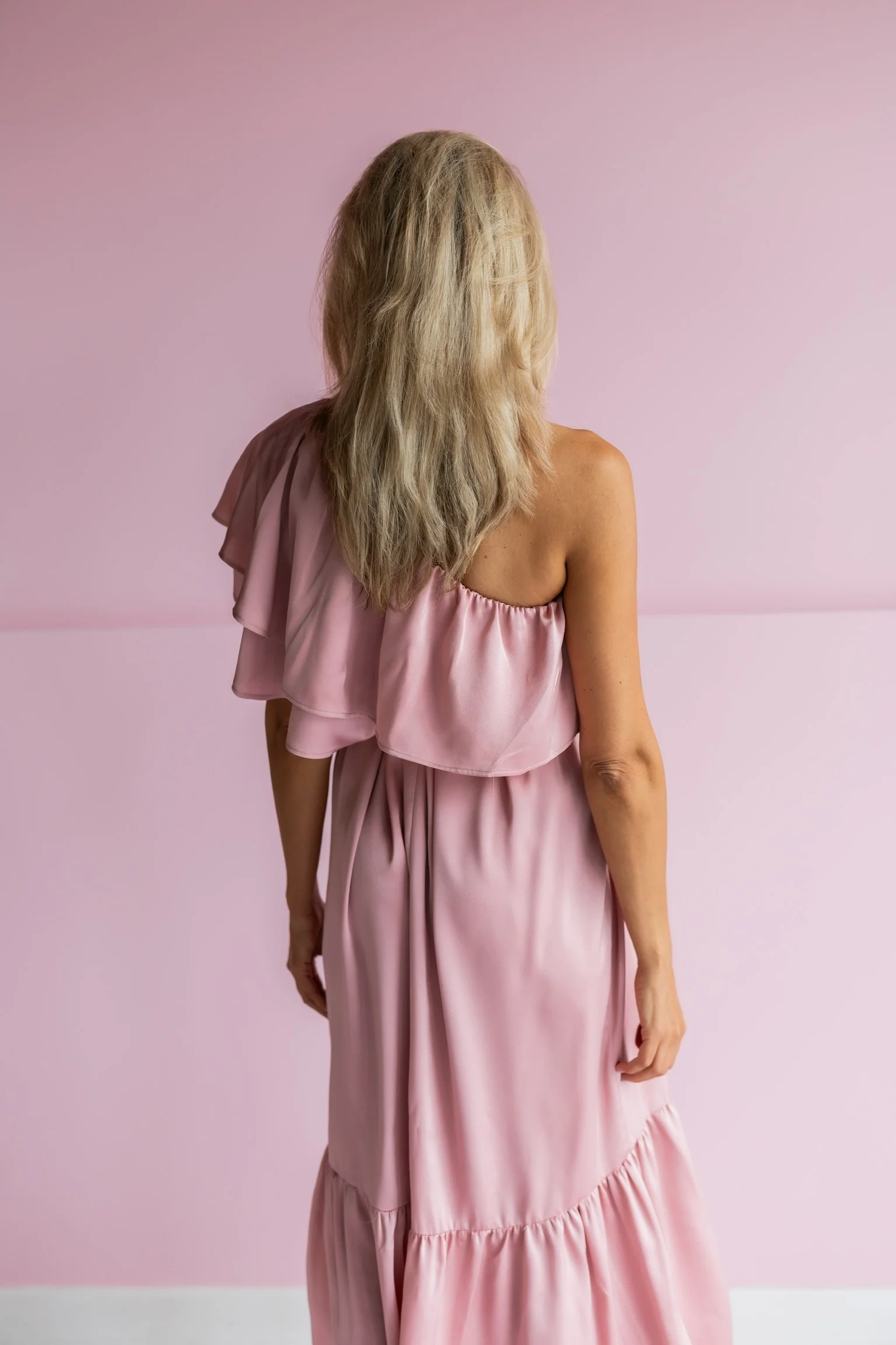Dress Linne | Light pink | Studio Amaya - Image 4