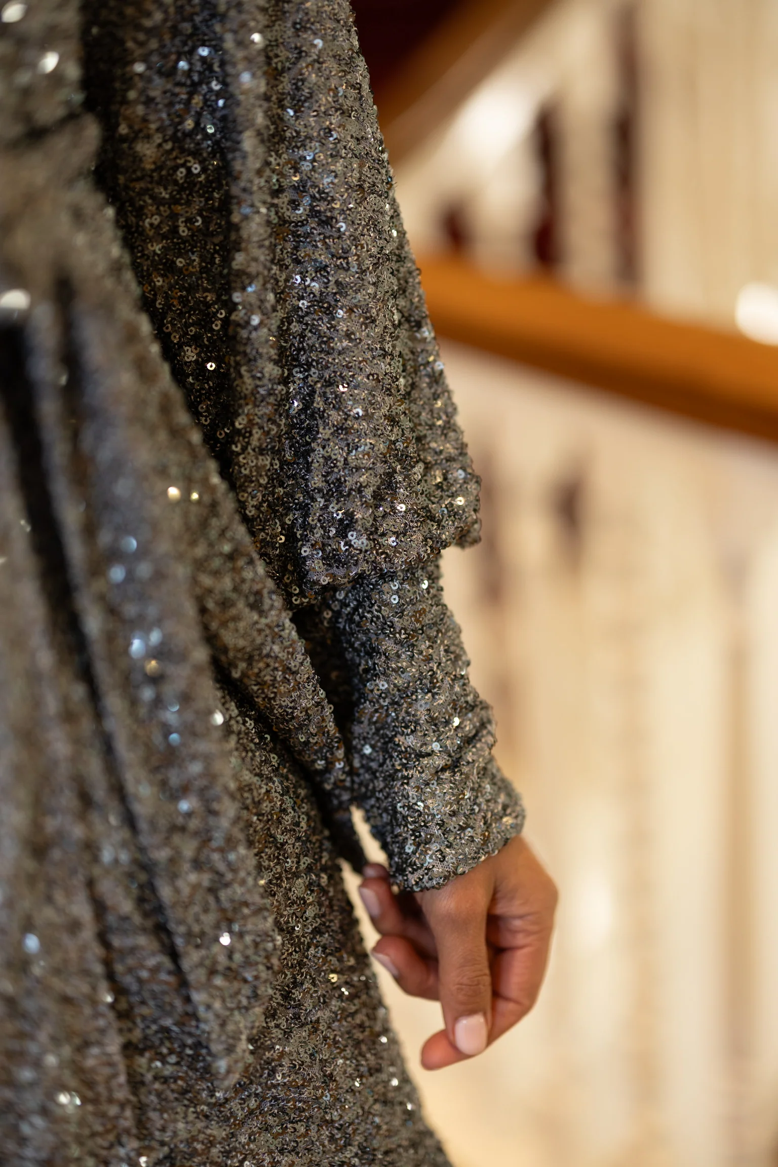 Dress sparkle and shine | Champagne Nuit | Studio Poespas - Image 4