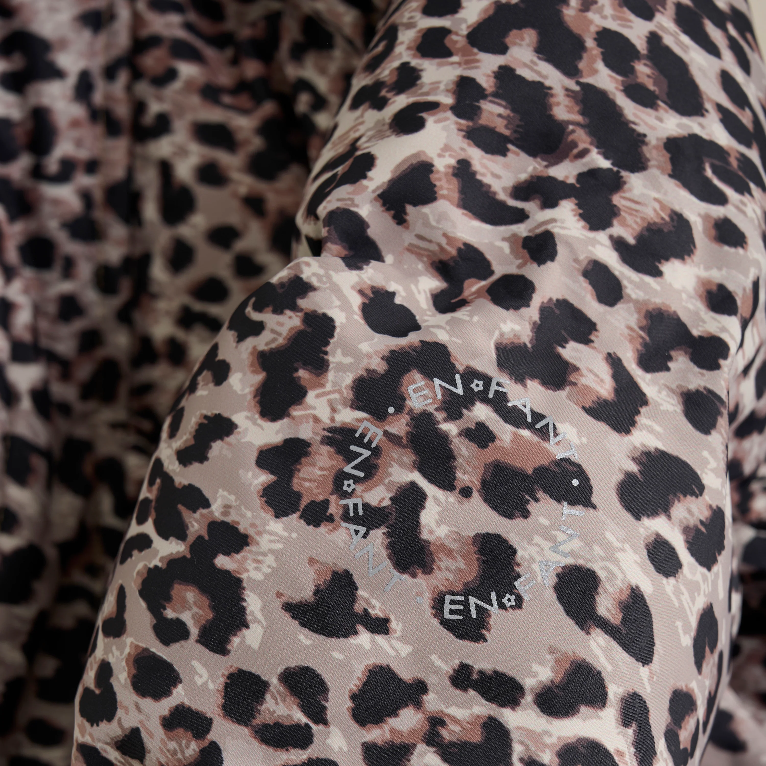 Jacket quilt print | Pine bark | En Fant - Image 9