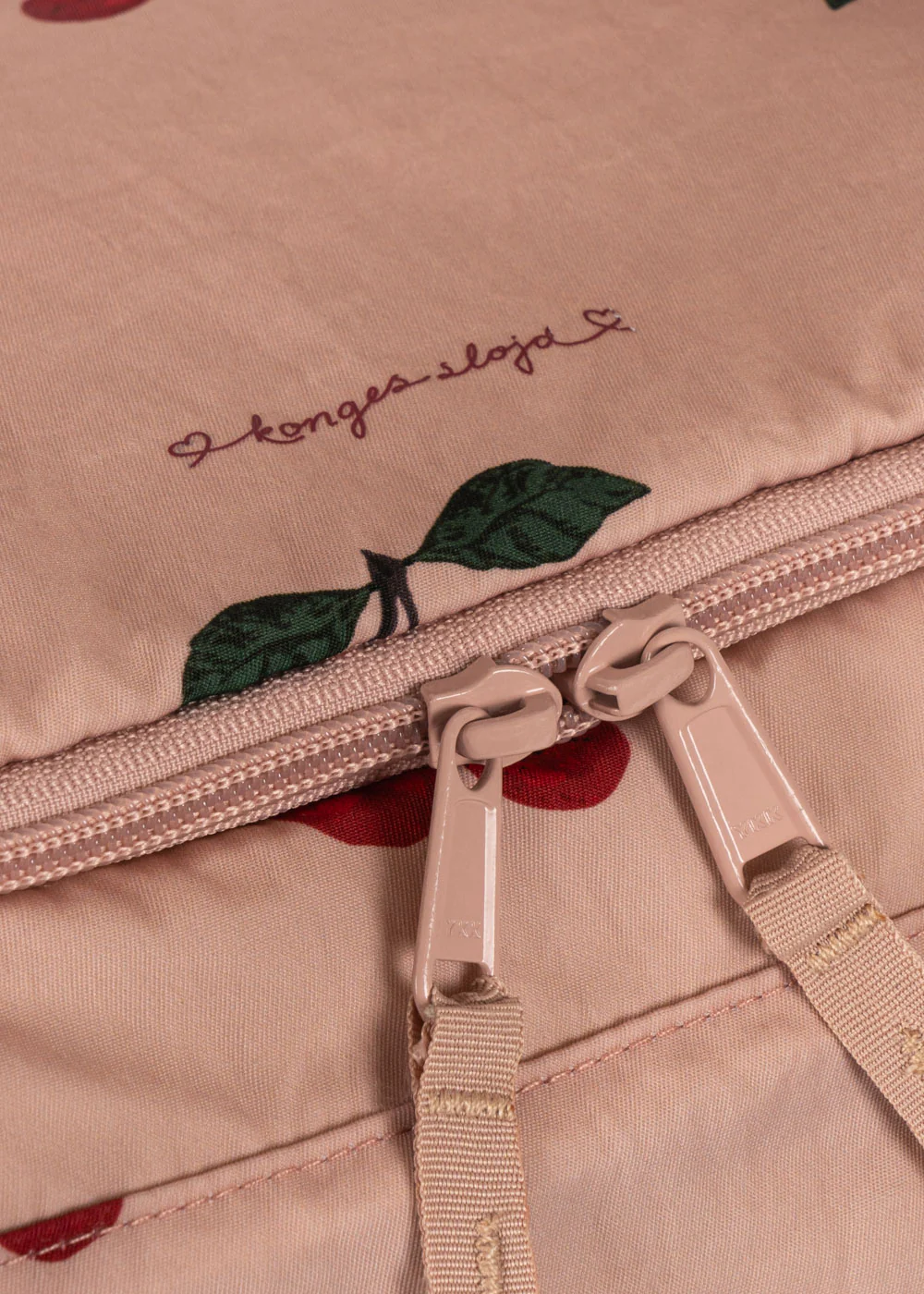Kids weekend bag | Ma grande cerise blush | Konges Slojd - Image 5