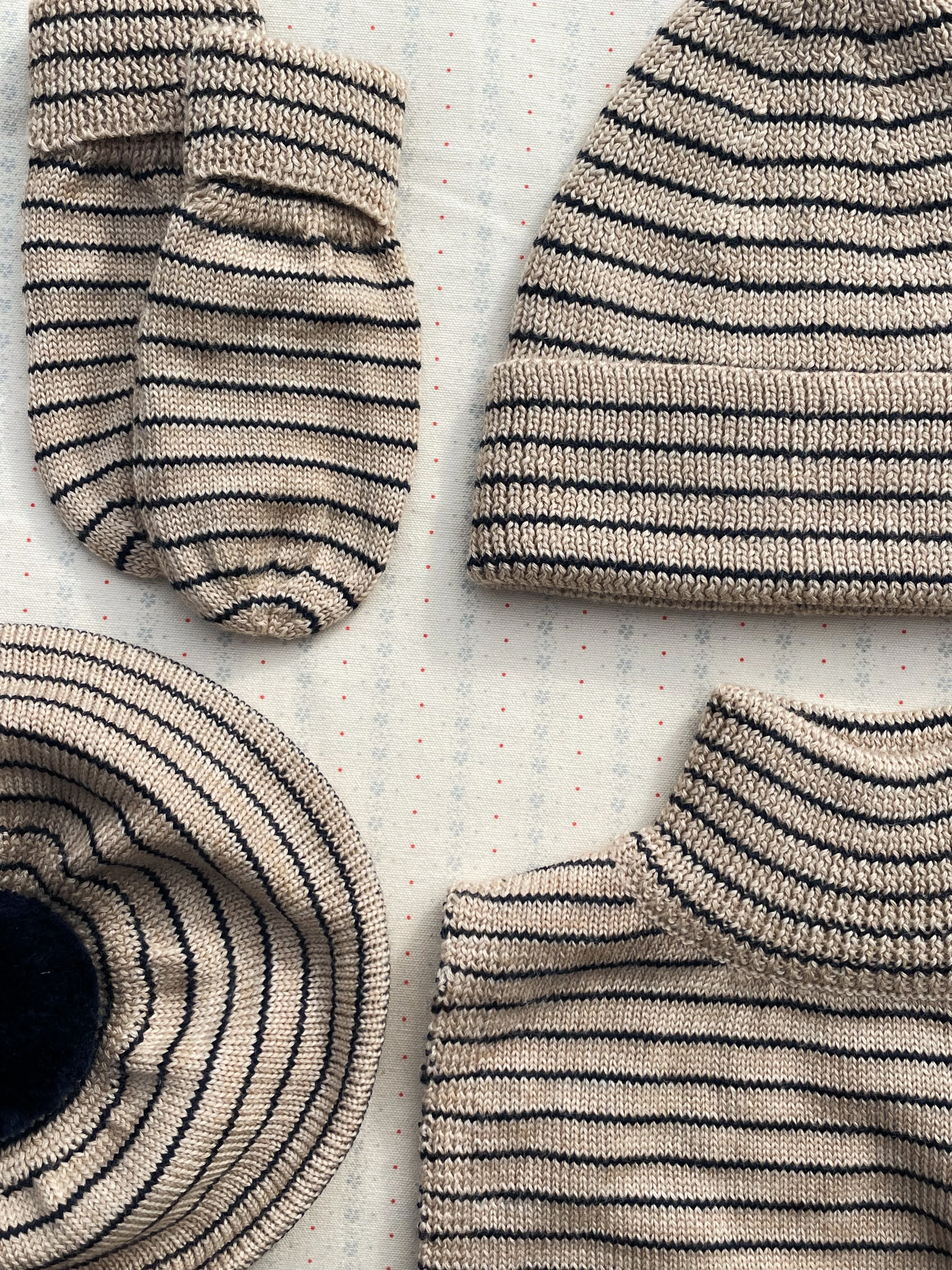 Neckwarmer Louli | Stripe blue | Konges Slojd - Image 4