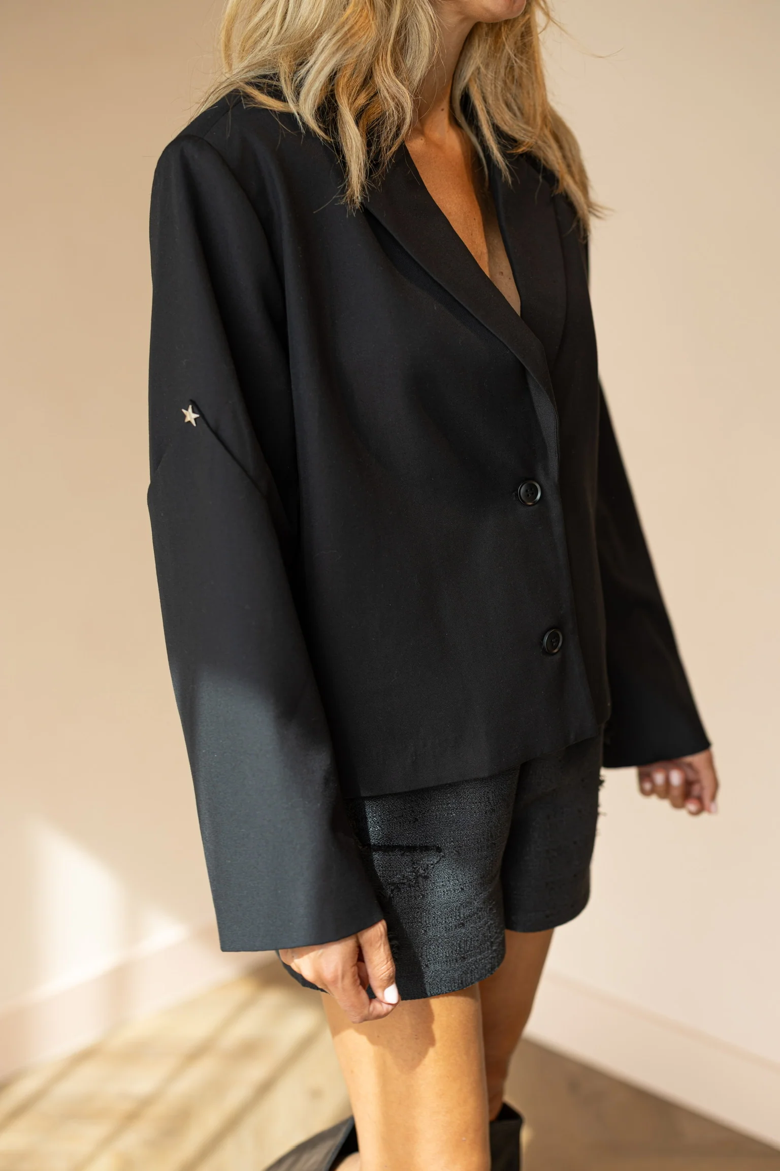 Oversized cropped blazer Star | Black | Refined Department - Image 3