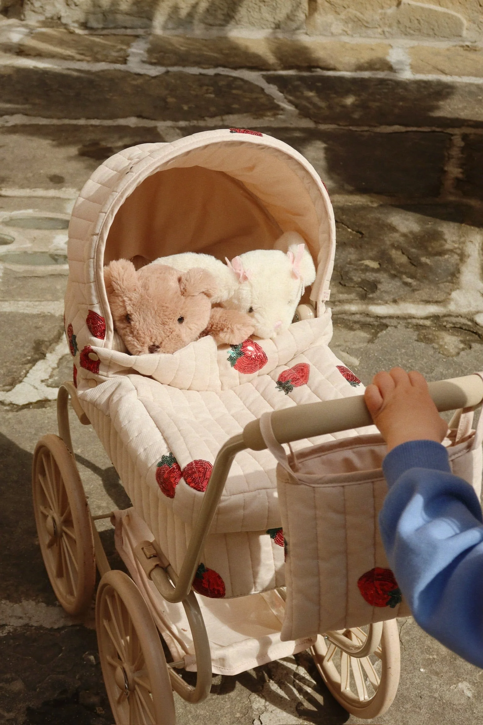 Poppenwagen Minnie tulle | Strawberry | 1-3 jaar | Konges Slojd - Image 3