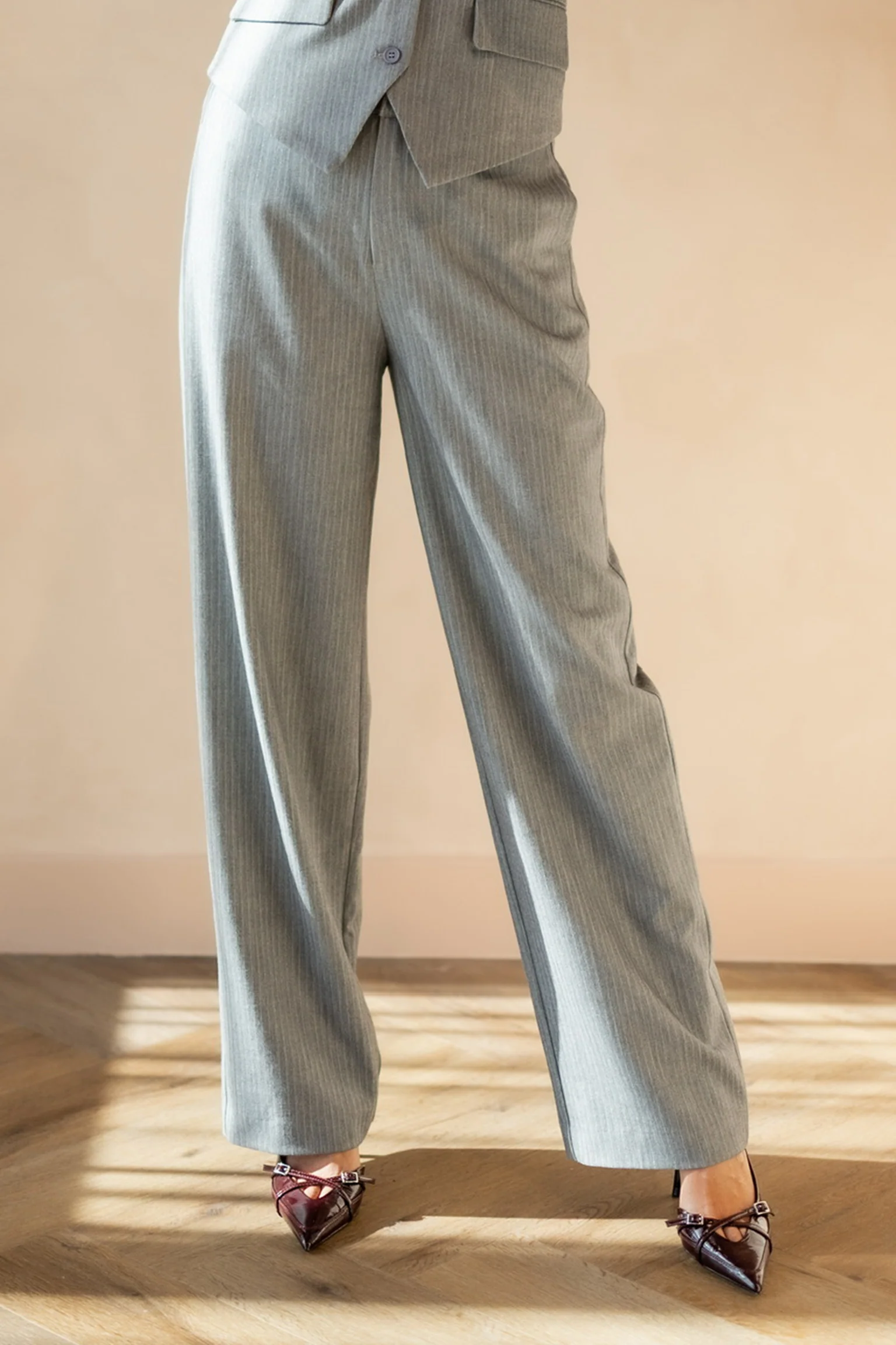 Relaxed pants Kalea | Light grey | Refined Department - Image 2