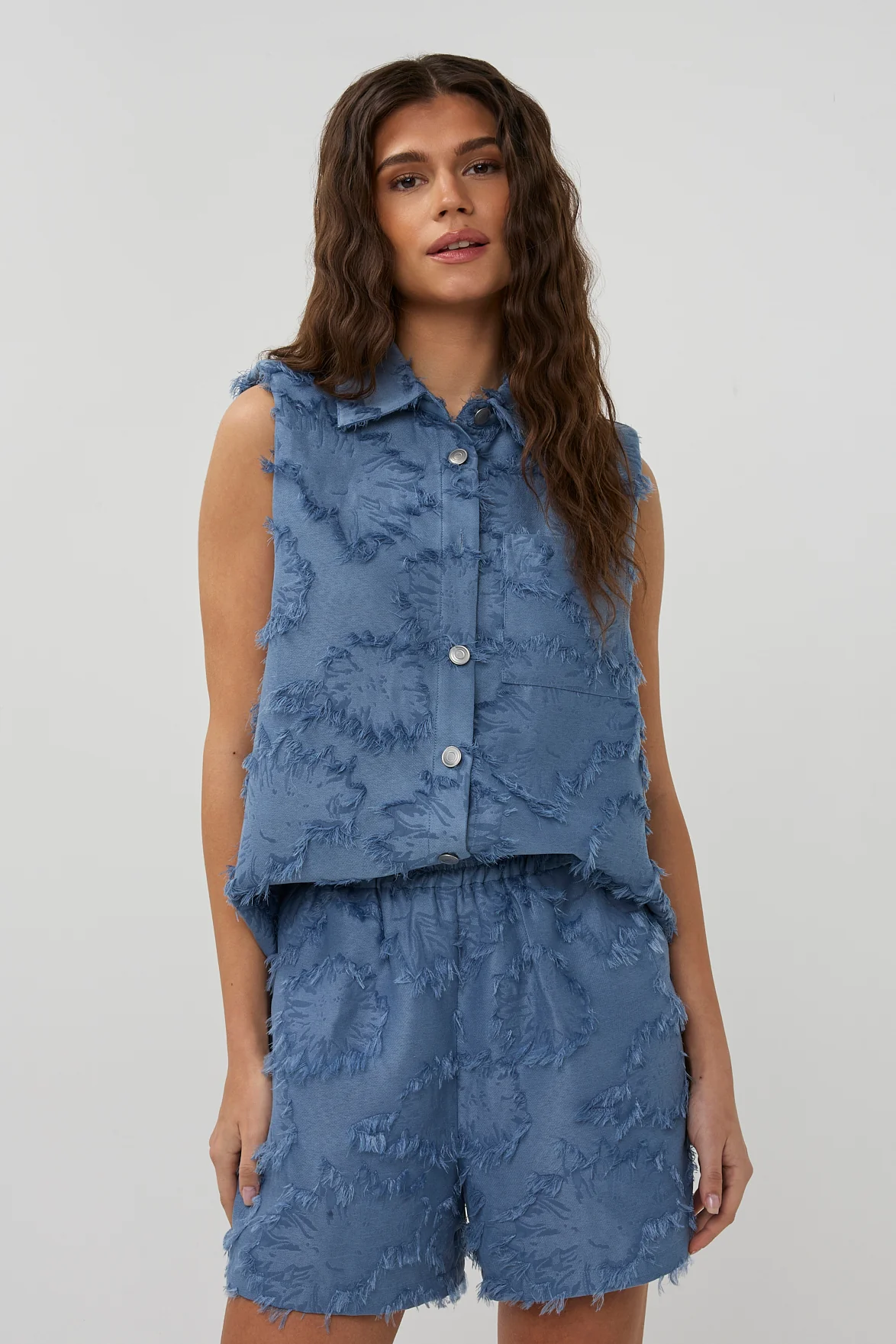 Short Sofia | Blue textured | Studio Amaya - Image 3