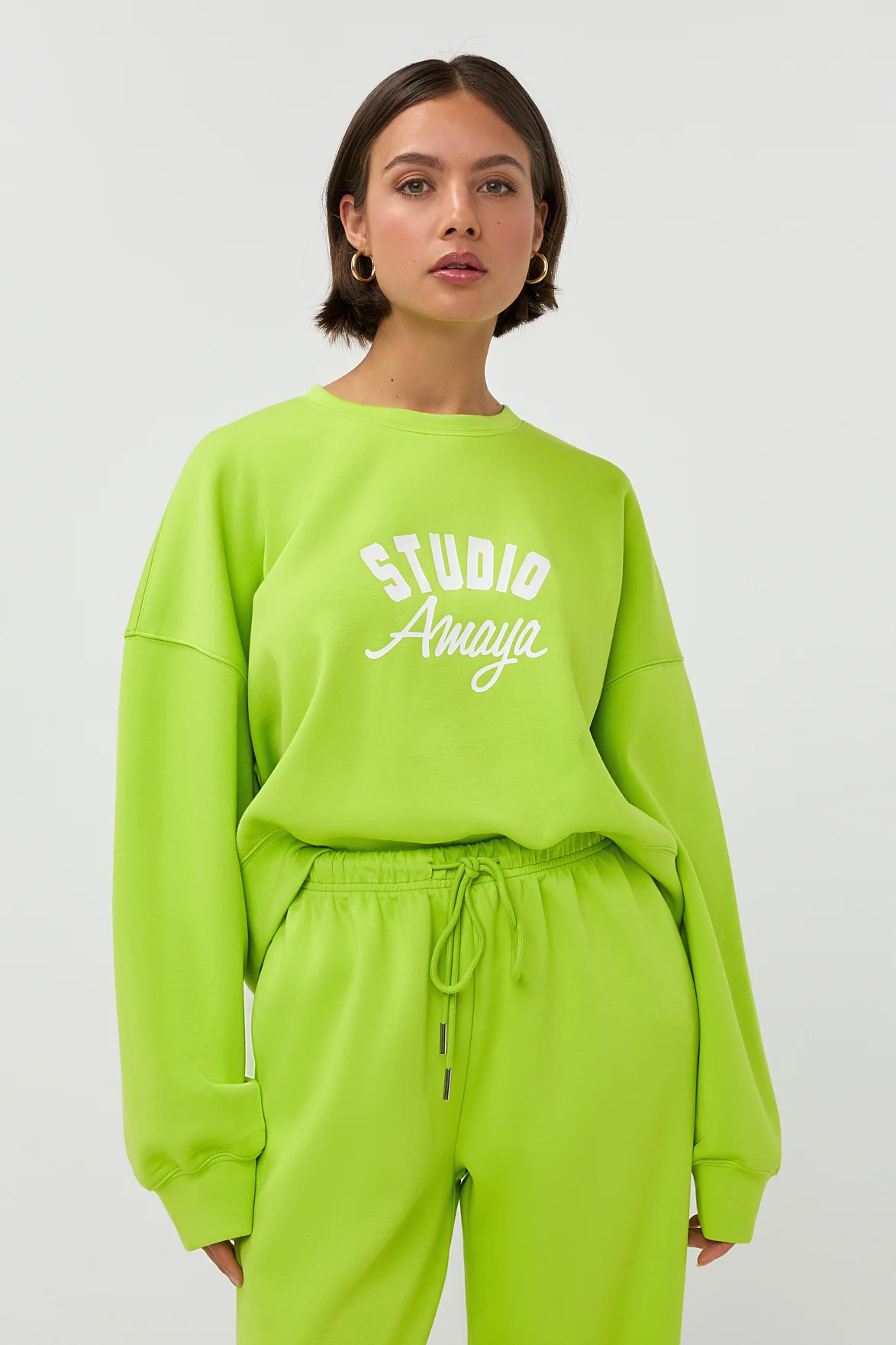 Sweater Betty | Lime | Studio Amaya - Image 5