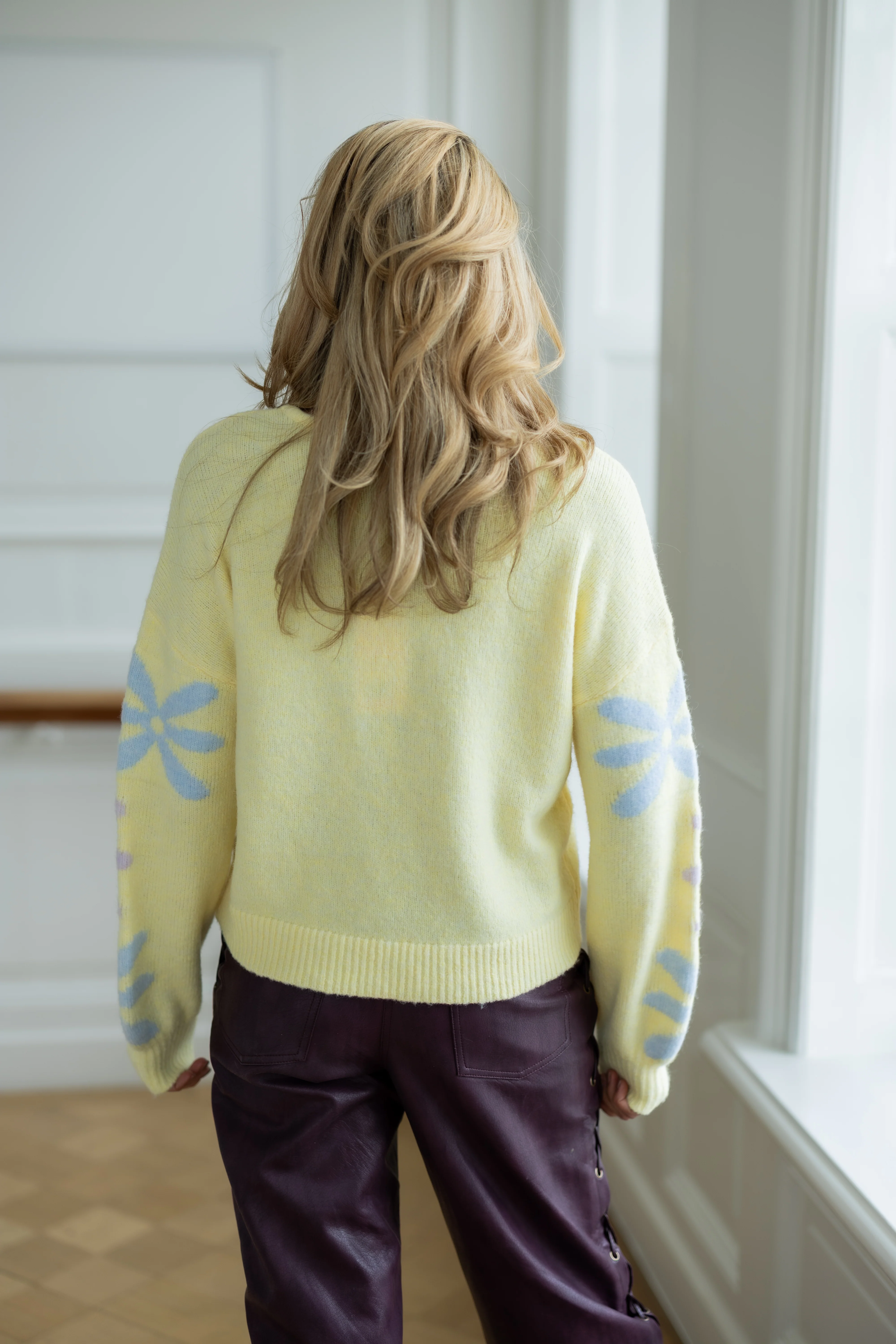 Sweater Fluffy flower | Studio Poespas - Image 4